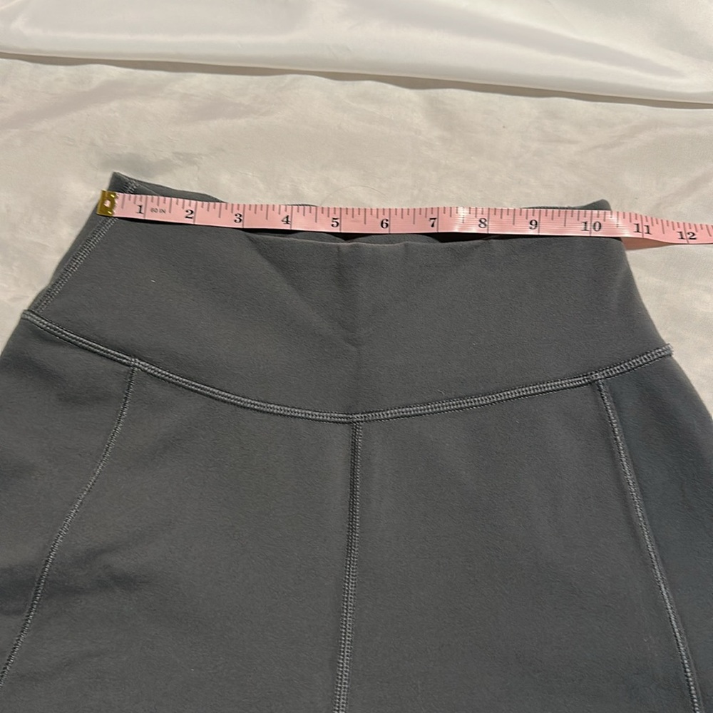 Lululemon Wide-Leg High Rise Crop Leggings Sz 4 - Picture 2 of 9